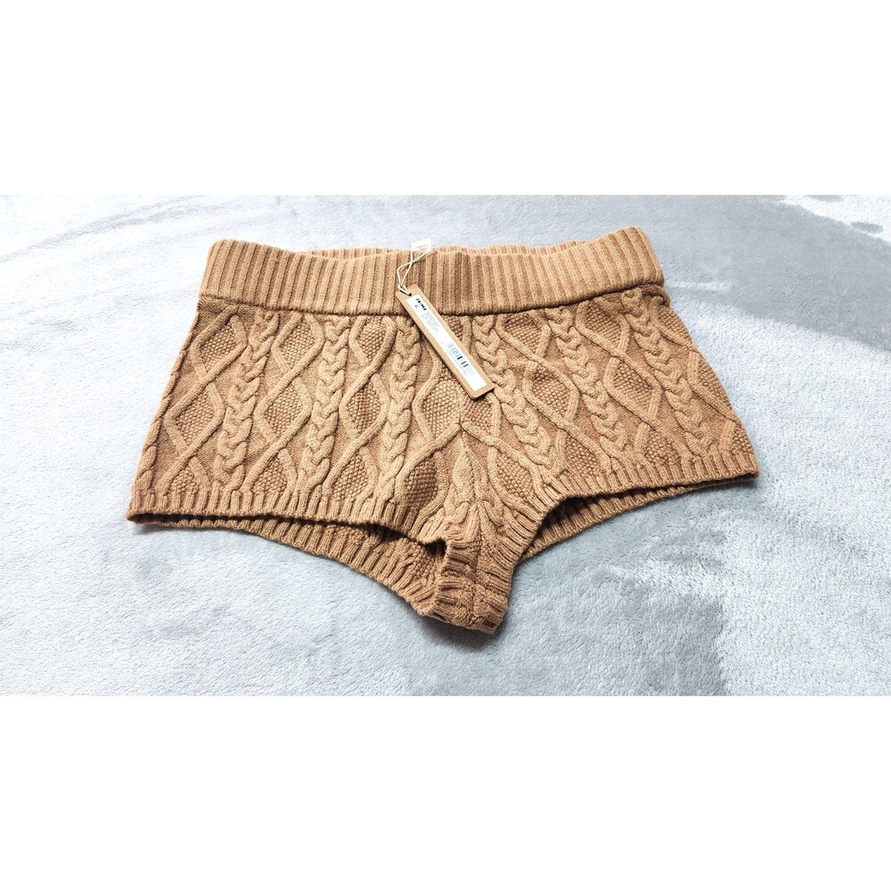 NWT SKIMS Womens XS Dark Honey Snow Bunny Shop Cableknit Shorts - Picture 1 of 5